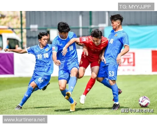 北京篮球队在城市联赛中以63分稳居积分榜首位,展现强劲实力 北京篮球队在城市联赛中以63分稳居积分榜首位,展现强劲实力