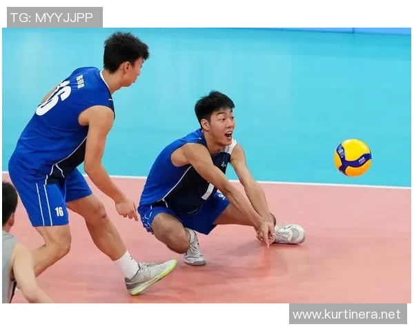 重庆排球队的实力揭秘：排球巨献背后的故事与荣耀